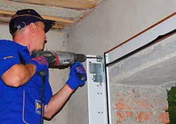 Trust Garage Door Santa Fe Springs, CA 562-653-4513 - repair-side